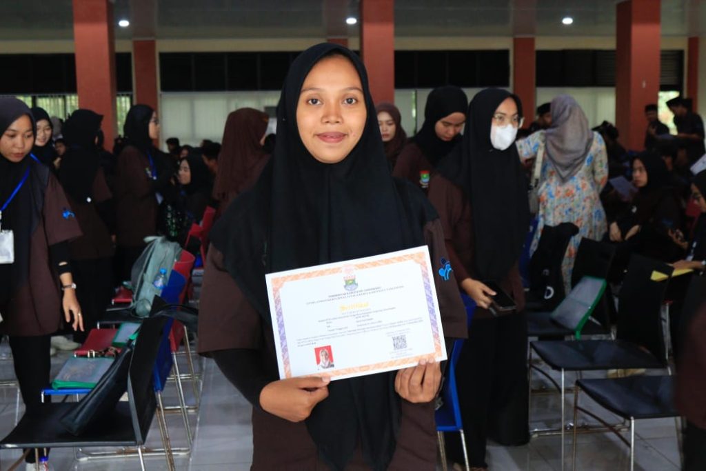 BAZNAS dan Disnaker Bekali 112 satri wirausaha