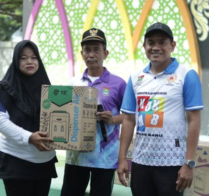 Camat Mekarbaru