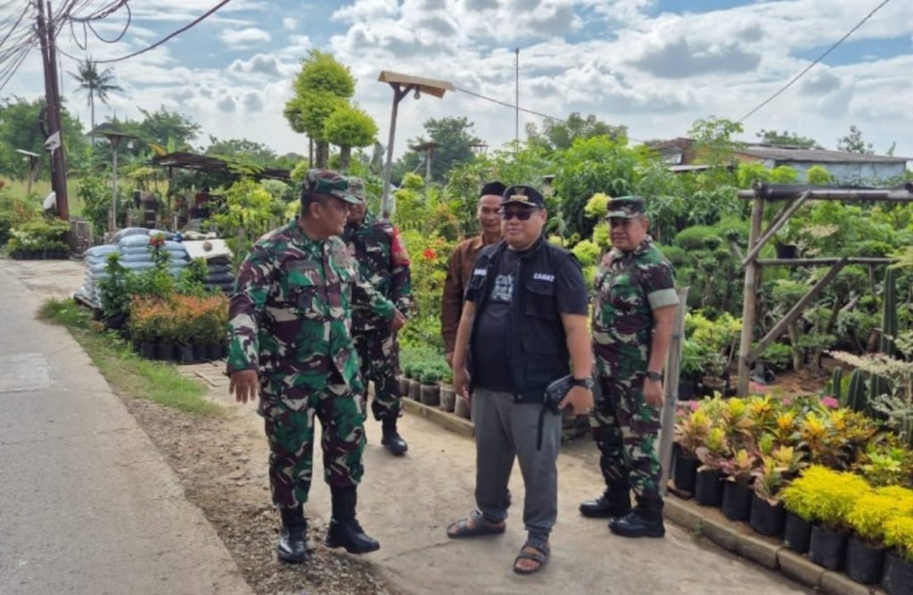 Camat dan Danramil 11 Pasar KEmis