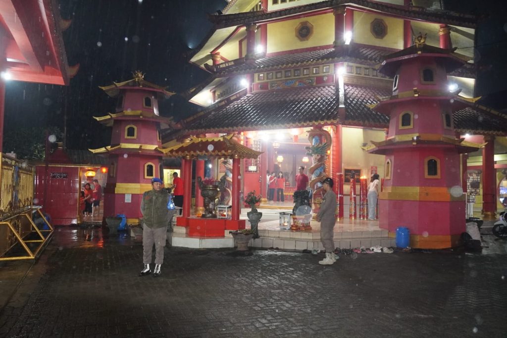 Satpol PP Tangerang Siap Jaga Ketertiban Vihara Selama Imlek 2025