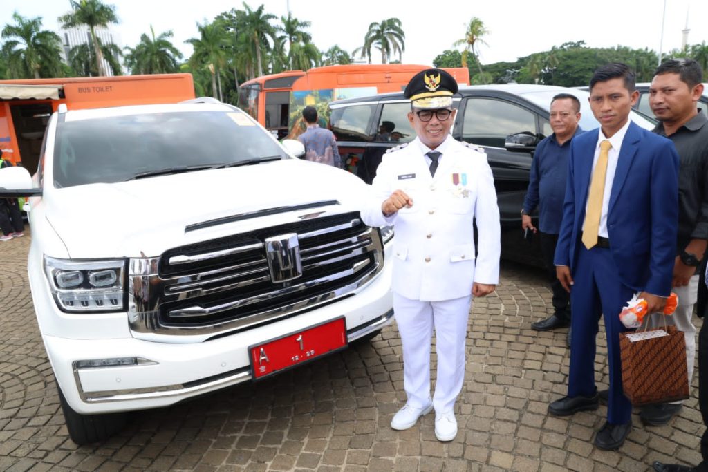 Gubernur Banten Andra Soni Pilih Mobil Pribadi untuk Tugas Kedinasan