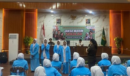 Jaksa Masuk Sekolah: Kejari Tangerang Didik Siswa tentang Hukum dan Kepemimpinan