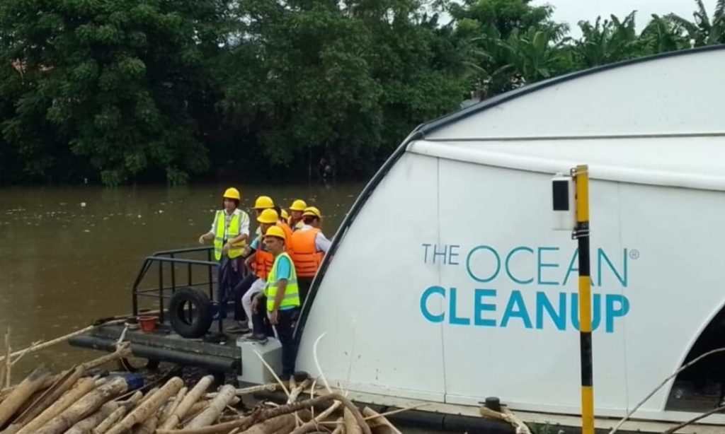DLHK dan PLTU Banten 3 Lontar Bersinergi Kurangi Sampah di Sungai Cisadane