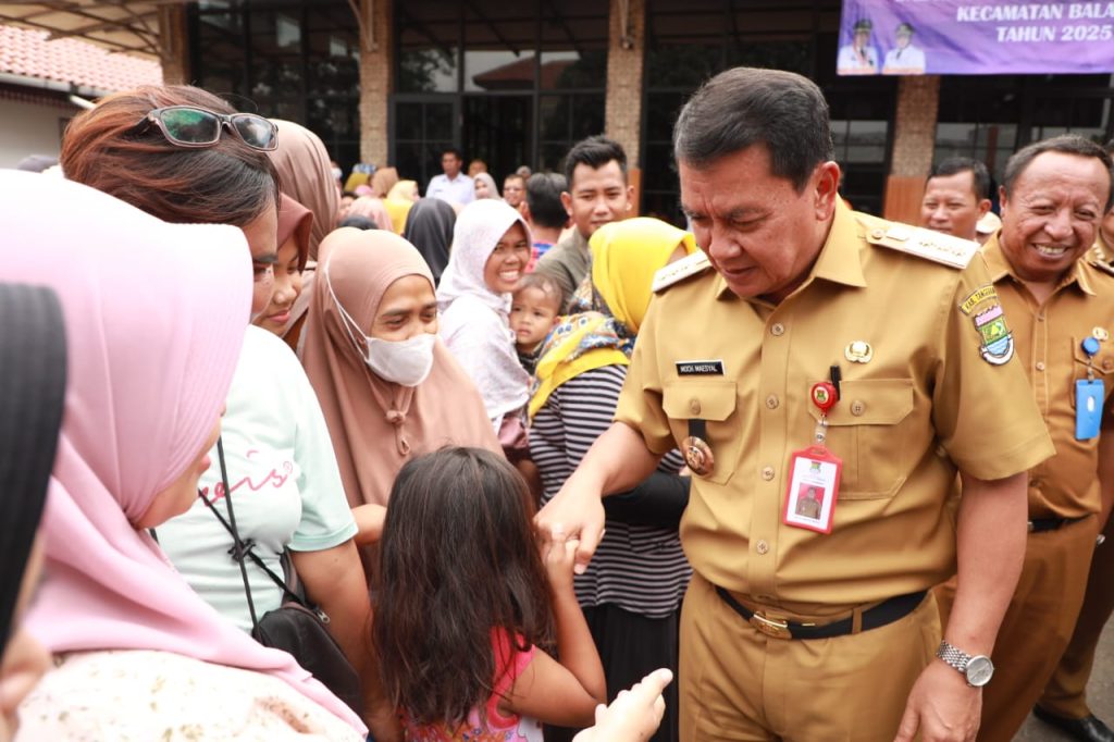 Bupati Tangerang Pantau Gerakan Pangan Murah, Ribuan Warga Terbantu!