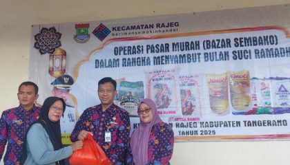 Camat Rajeg Oman Apriaman Gelar Gerakan Pasar Murah