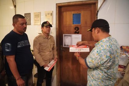 Satpol PP Tangerang Segel Tempat Karaoke di Cisoka, Ini Penyebabnya!