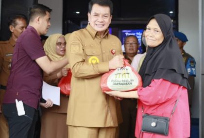 Pemkab Tangerang Gencarkan Pasar Murah, Warga Antusias Dapatkan Sembako Murah