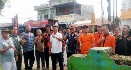 Peletakan Batu Pertama Pembangunan Tugu Selamat Datang Perbatasan Simalingkar B
