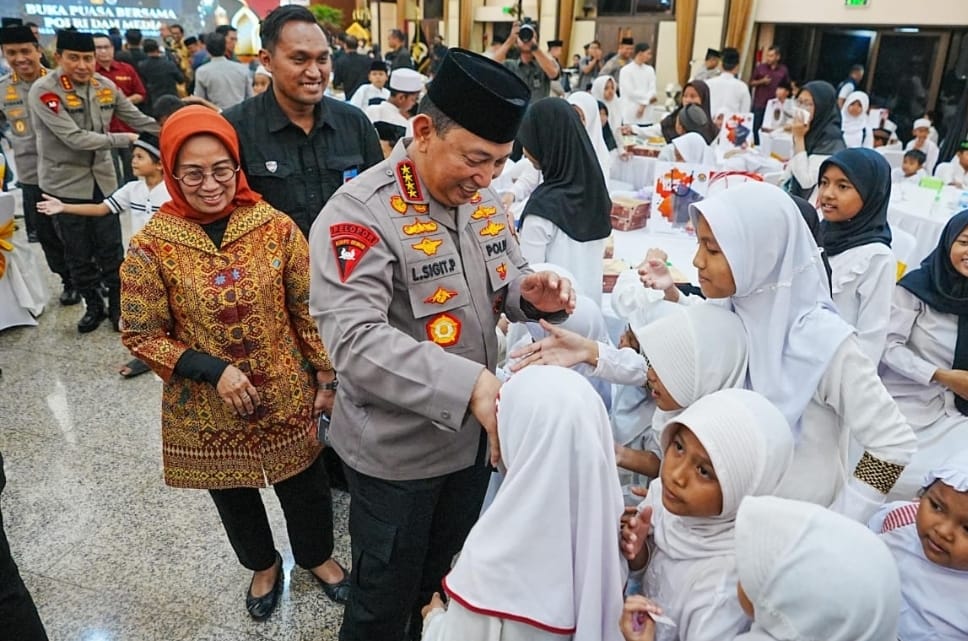 Polri Bagikan 136 Ribu Takjil dan Santuni Anak Yatim, Bukti Kepedulian di Bulan Ramadan