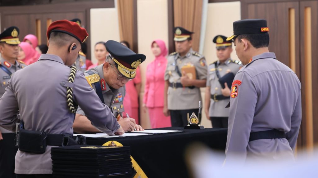 Mutasi Polri Terbaru: Daftar Pejabat Baru dan Dampaknya