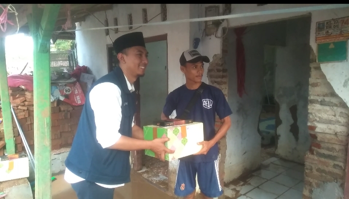 Partai Perindo Bantu Korban Banjir di Padarincang, Serang-Banten