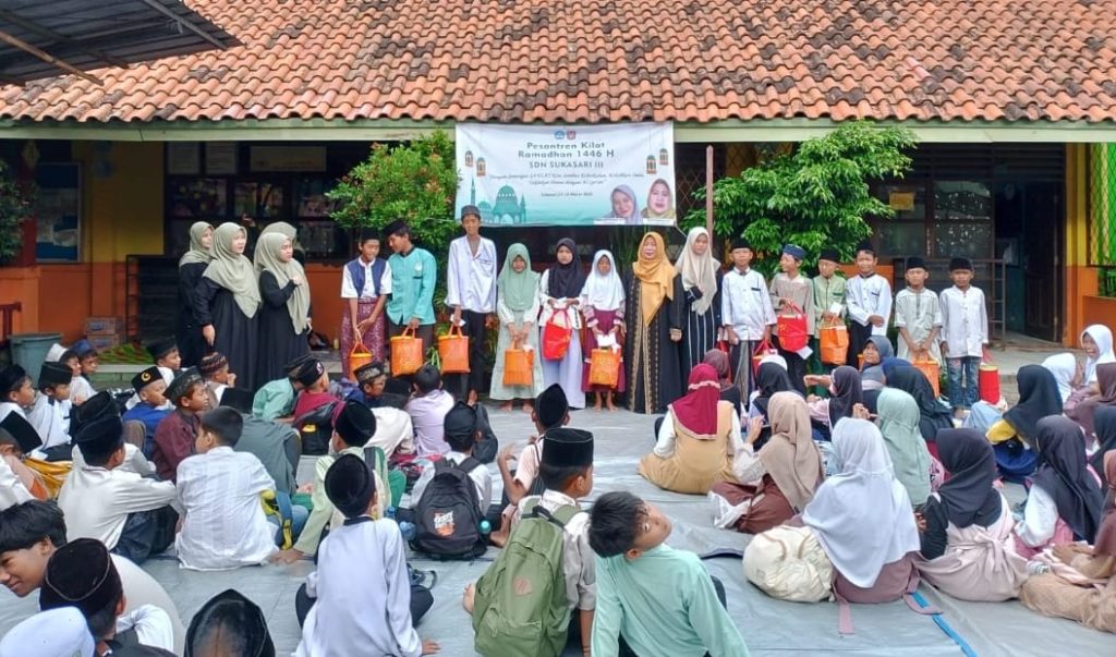 SDN 3 Sukasari Gelar Buka Puasa Bersama dan Santunan Yatim, Mendidik Generasi Berakhlak