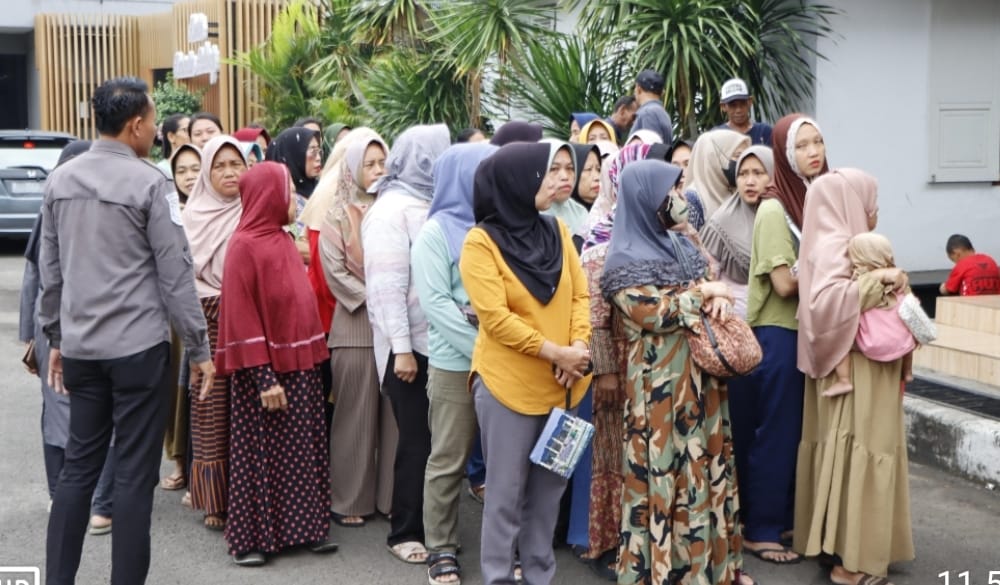 Pemkab Tangerang Gelar Gerakan Pangan Murah, Warga Balaraja Antusias