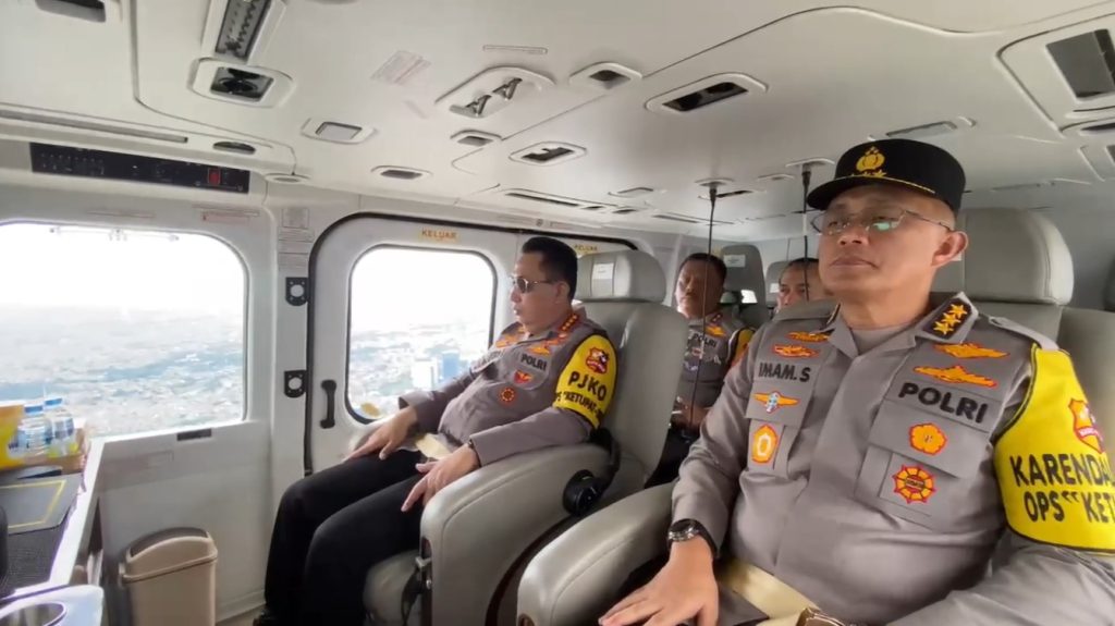 Kapolri Lakukan Pantauan Udara, Arus Mudik 2025 Diprediksi Meningkat Malam Ini