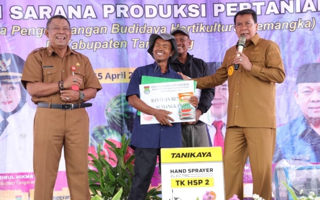 Pemkab Tangerang Salurkan Bantuan Pertanian untuk Meningkatkan Kesejahteraan Petani