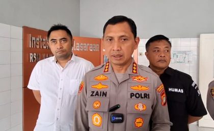 Mayat Terbungkus Karung Ditemukan di Pinggir Jalan Daan Mogot KM 21