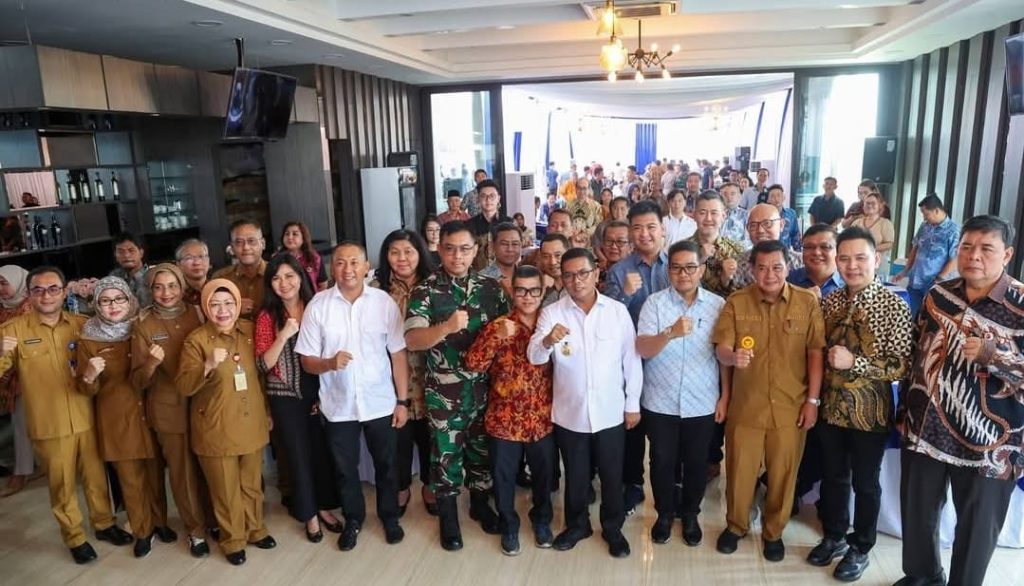 Banten Ramah Investasi: Gubernur Andra Soni Beri Kontak Pribadi untuk Layanan Perizinan
